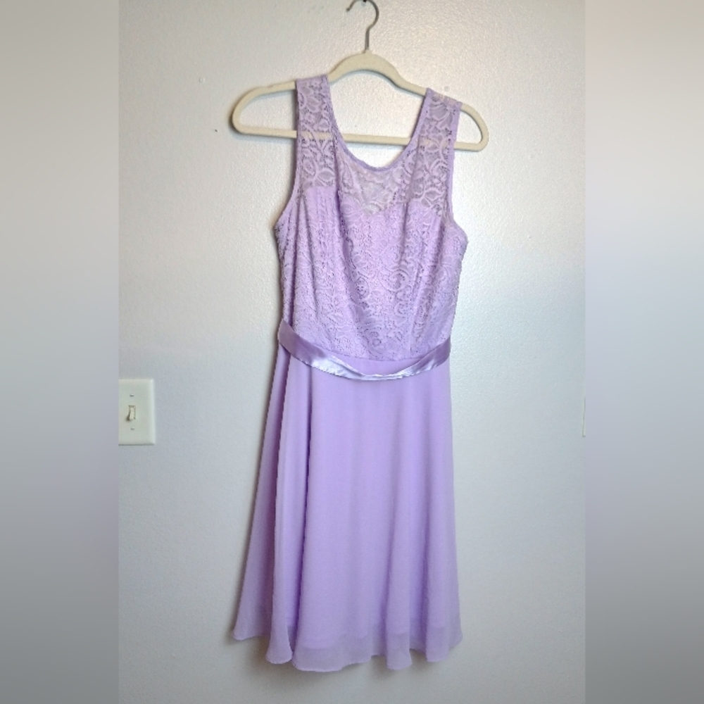 Bery Love Sleeveless Formal Lace Lilac Dress Size Medium